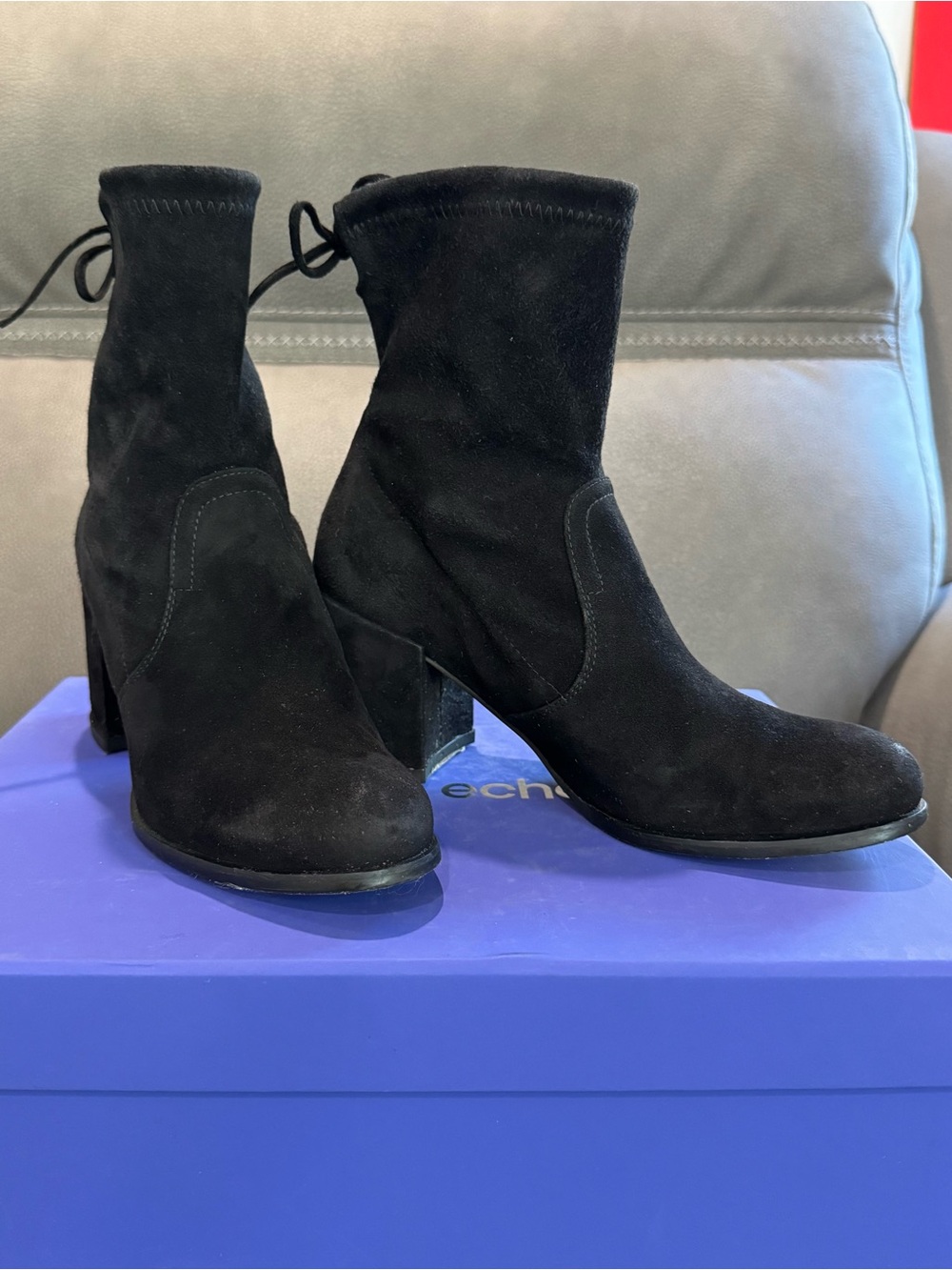 Stuart Weitzman Black Suede Block Heel Ankle Boots Size 5.5 Made in Spain